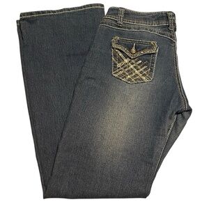 Womens Stylish Blue Denim Jeans with Embroidered Pocket